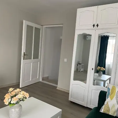 Alina Apartament *